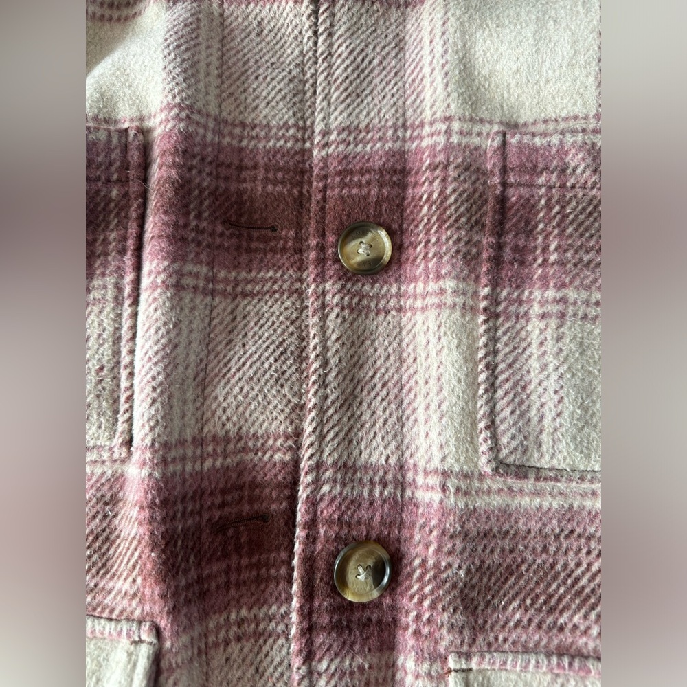American Eagle Sherpa Lined Shacket - Picture 5 of 7